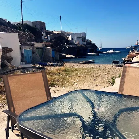 Seafront Apartmán Kímolos