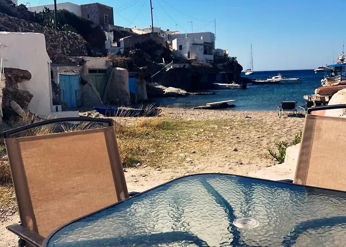 Seafront Apartment Kimolos